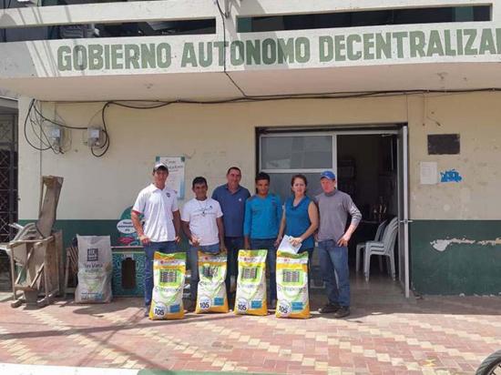 Agricultores de lascano reciben kits de maíz