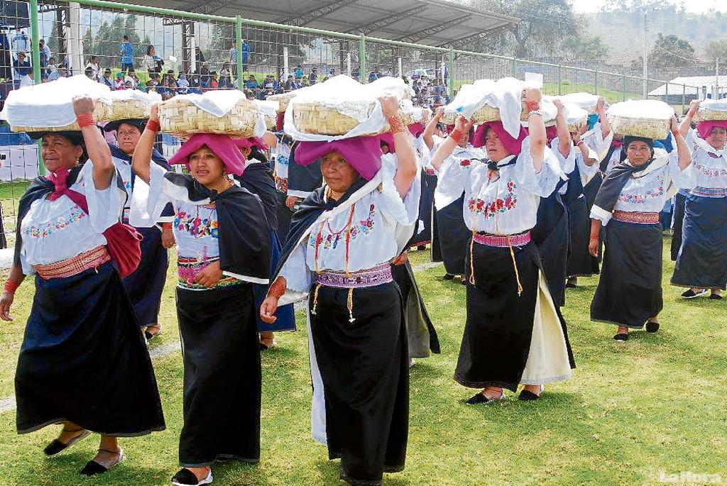 Mujeres Kichwas Manifestaran Los Saberes Indigenas El Diario Ecuador