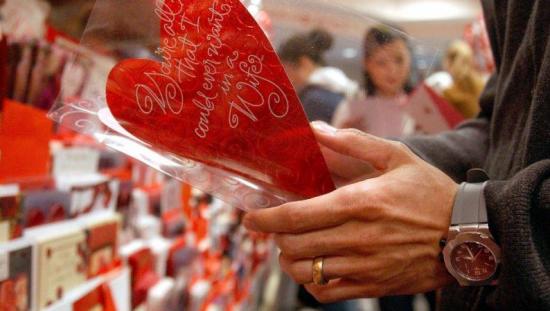 En este país un juez prohibió celebrar San Valentín