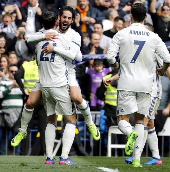 El Real Madrid vence por 2-0 al Espanyol de Felipe Caicedo