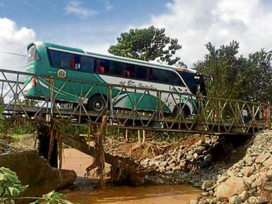 Intenso temporal en los últimos días afecta puente en La Maná