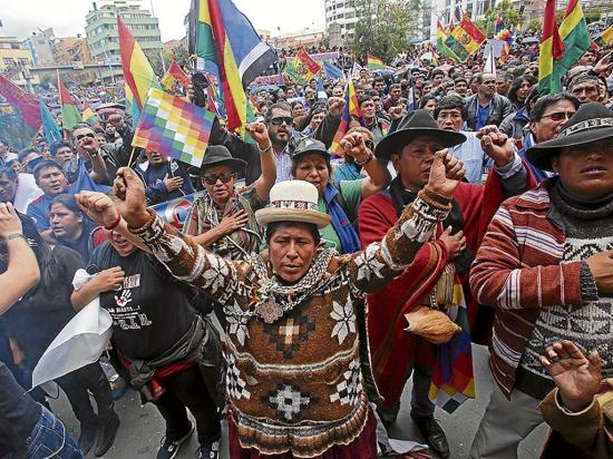Miles de bolivianos se concentraron para  pedir reelección de Evo