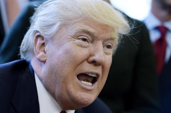 Trump promete que construcción del muro empezará 'antes de lo previsto'