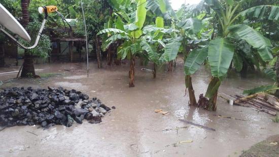 Varias vías manabitas afectadas por últimas lluvias