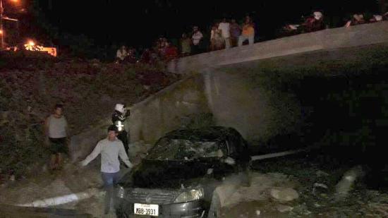 Tres accidentes de tránsito en Manta y Montecristi deja vehículos destruidos