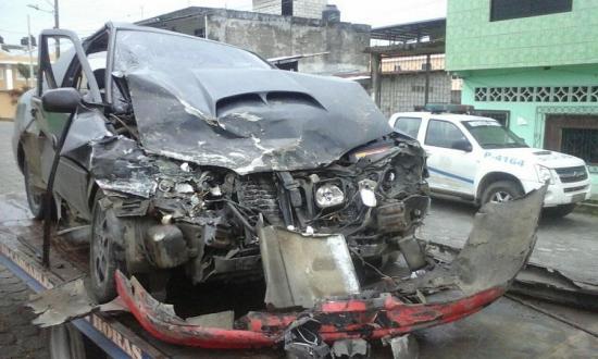Tres personas resultan heridas tras accidente de tránsito en El Carmen