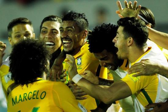 Brasil se toma el liderato tras golear a Uruguay [TABLA DE POSICIONES]