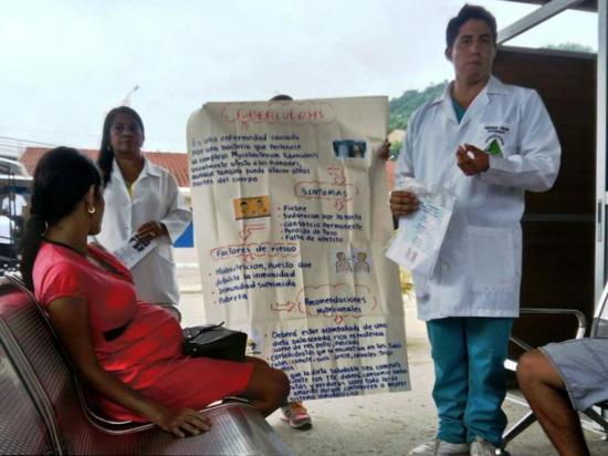 Hospital de Sucre realizó evento en el  día de la tuberculosis