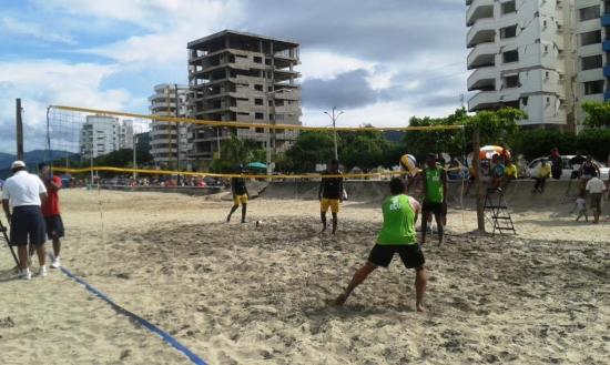 Bahía de Caráquez despidió el circuito de voleibol nacional