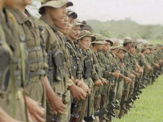 Las FARC entregan a siete menores