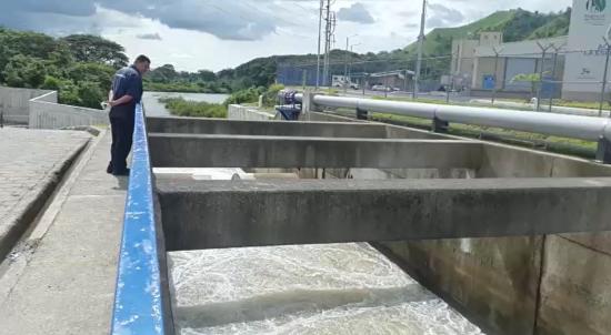 Concluyen reparación del desagüe de fondo de la presa La Esperanza