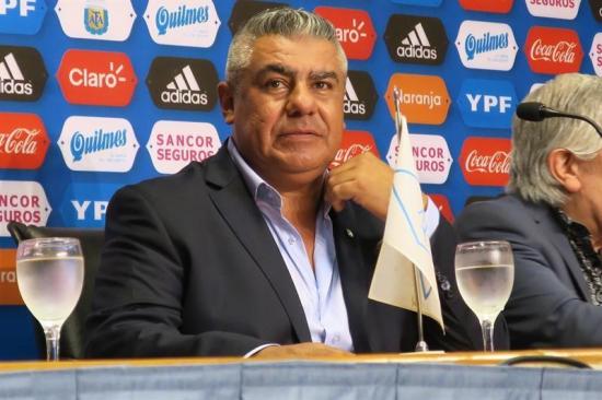 Claudio Tapia, presidente que llega a la AFA con una selección en crisis y sin Messi