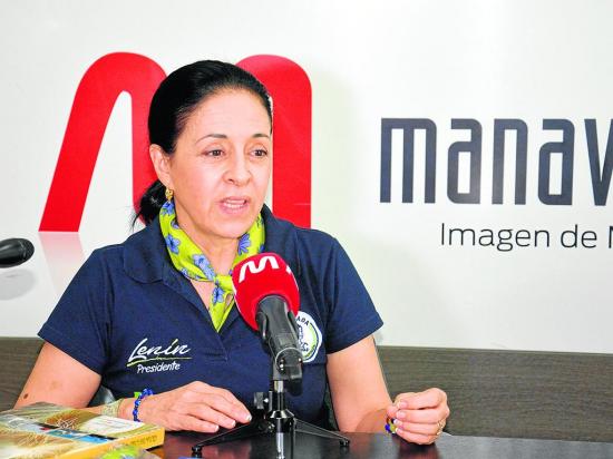 Rocío González de Moreno, enfocada en ‘las Manuelas’