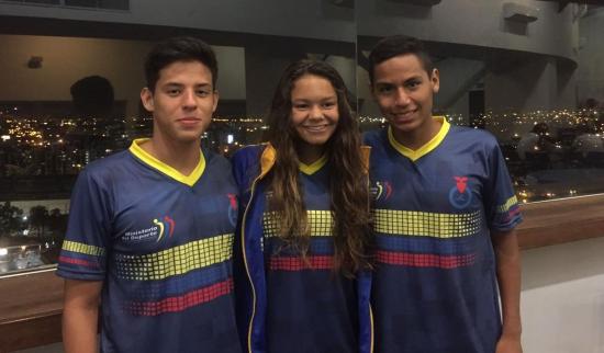 Tres deportistas ecuatorianos se imponen en el Sudamericano de Natación