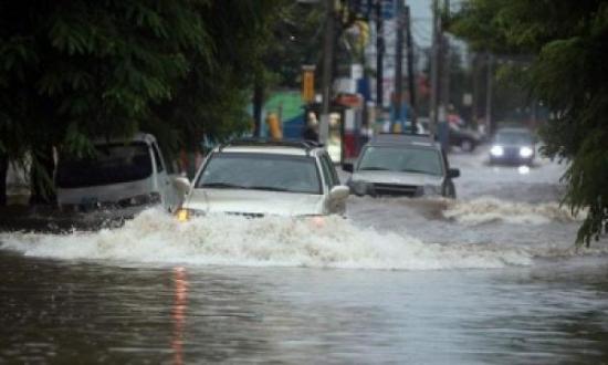 Lluvias obligan a desplazar a más de 9.000 personas en República Dominicana