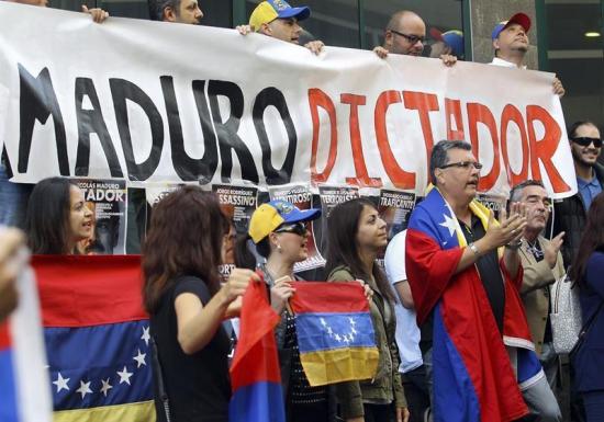Dos imputados, uno de ellos policía, por muerte durante protesta en Venezuela