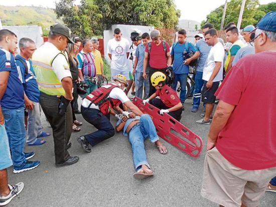 Motociclista herido en choque en la entrada a la ciudadela Bellavista