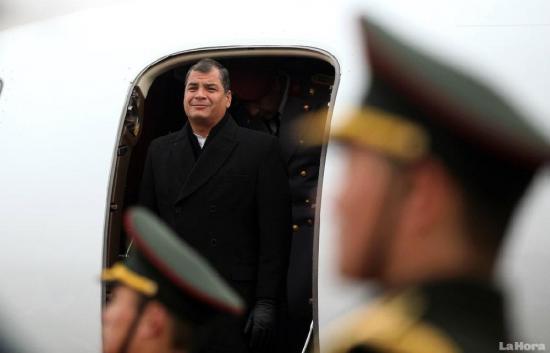 Expresidente Rafael Correa demanda a periodista de medio digital