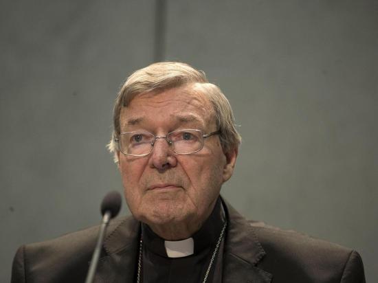 Tesorero del Vaticano se declara inocente frente a acusaciones