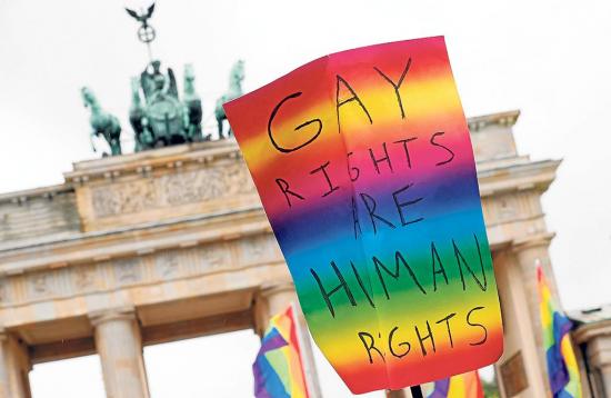 Alemania aprueba el matrimonio igualitario, con Merkel en contra