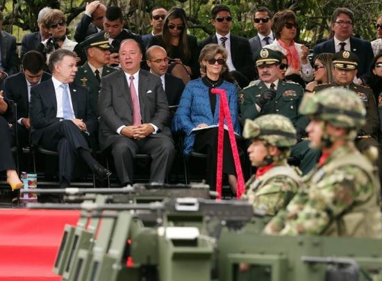 Colombia celebra la Independencia con desfile militar para garantizar la paz