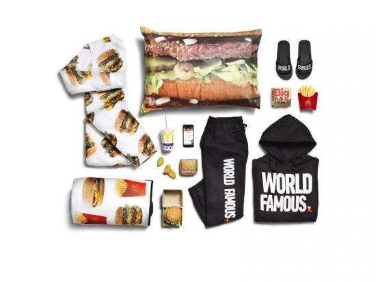 McDonald's saca colección especial de ropa con estampados de su menú