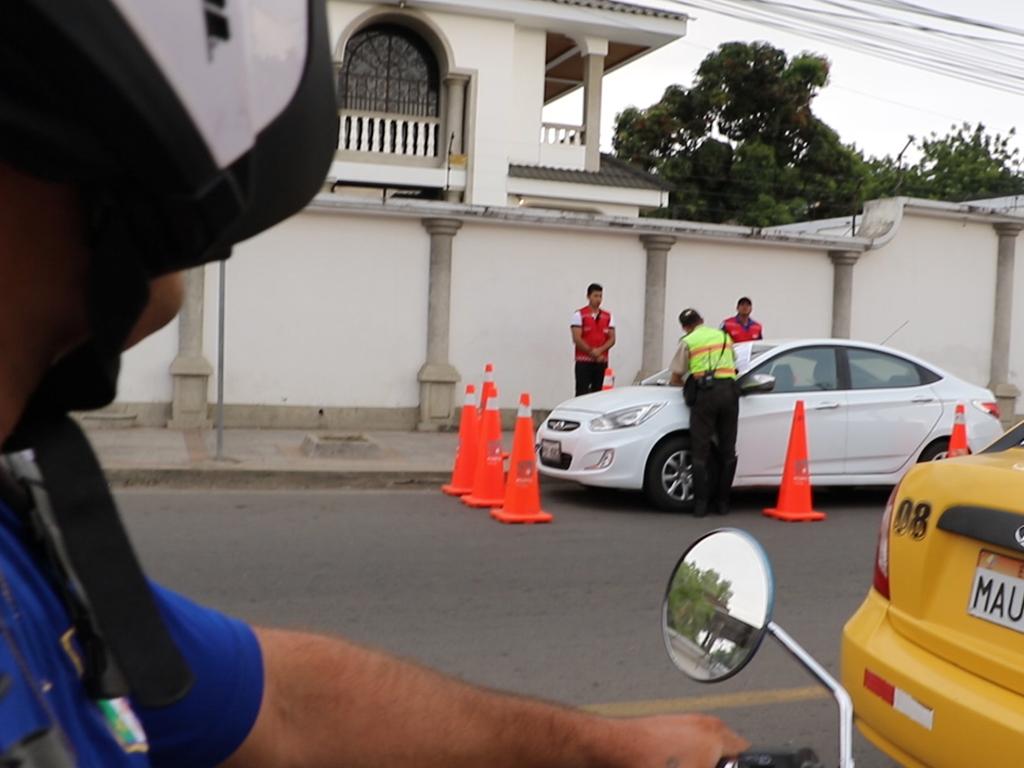 Conductores son menos “pillados” al respetar las señales de tránsito | El  Diario Ecuador