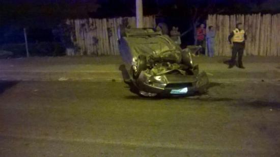 Accidente de tránsito en Los Cerezos de Portoviejo deja una pareja herida