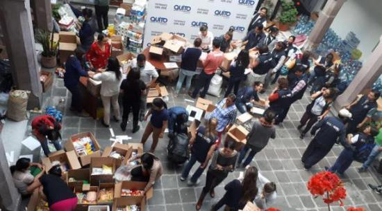 Ecuador envía 13 toneladas de ayuda humanitaria a México tras terremoto