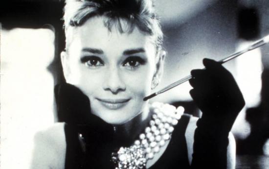 Subastan más de 500 objetos personales de la actriz Audrey Hepburn