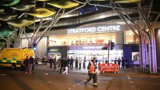 Seis personas heridas tras un presunto ataque con ácido en Londres