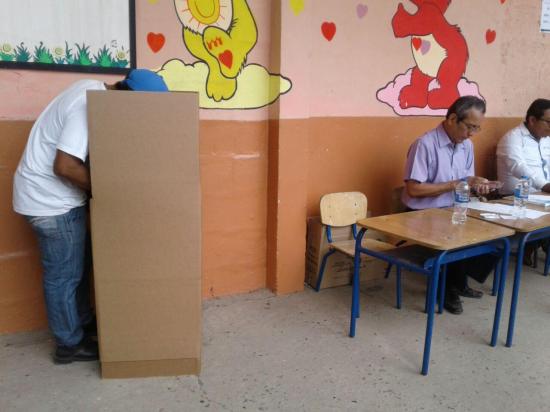 Elecciones de los consejos barriales y comunitarios inició con inconvenientes en Paján