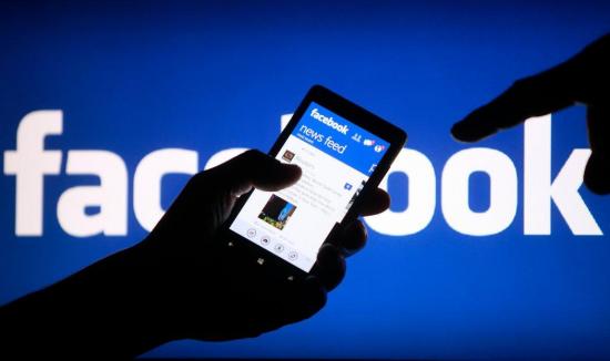Facebook: 'Ni somos árbitros de la verdad ni la gente quiere que lo seamos'