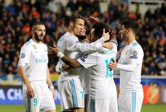 El Real Madrid firma su pase a octavos con una goleada balsámica