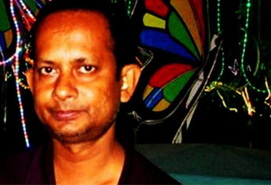 Diarios indios protestan con su editorial en blanco tras asesinato de periodista