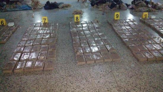 Incautan 1,1 toneladas de cocaína y capturan a colombianos y ecuatorianos