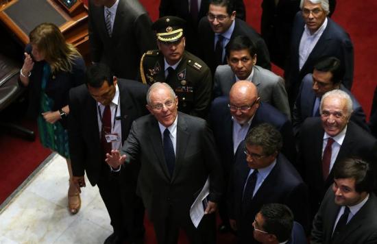 El Congreso de Perú rechaza el pedido de destitución del presidente Kuczynski