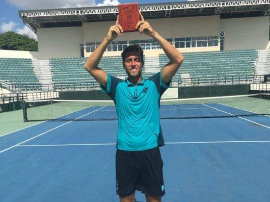 Roberto Quiroz crece en la ATP