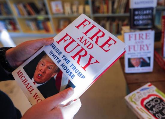 El polémico libro sobre Trump sale a la venta y desata su ira
