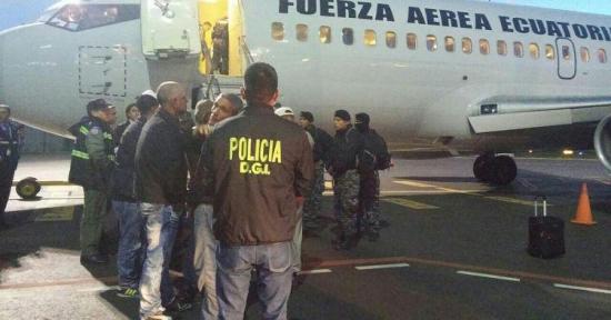 Cancillería anuncia llegada de 10 ecuatorianos víctimas de tráfico personas