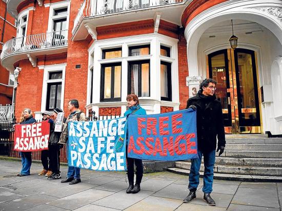 Otra vez rechazan pedido de assange