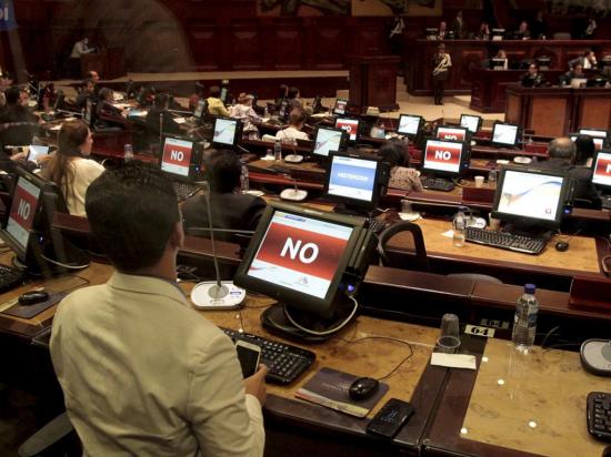 52 votos en contra a la solicitud para tratar la crisis de Venezuela