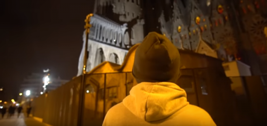 Investigan a ''youtubers'' que escalaron la Sagrada Familia burlando seguridad
