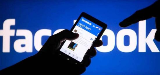 Berlín exige explicaciones a Facebook por 'escándalo' de filtración de datos