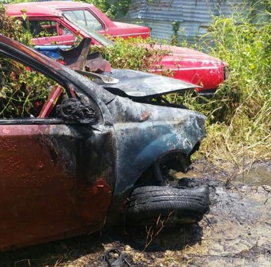 Tres carros se incendiaron en patios de retención vehicular de Portoviejo
