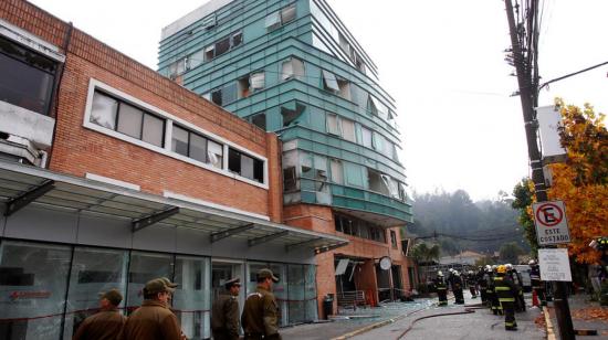 Al menos tres muertos por una explosión de gas en una clínica de Chile