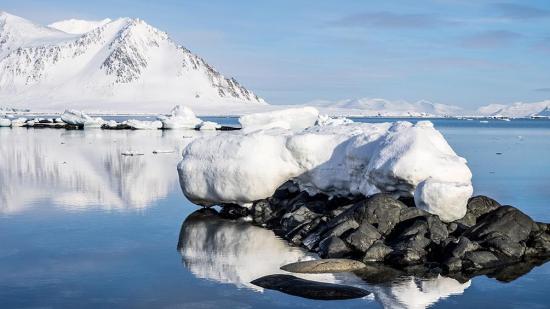 El hielo marino transporta grandes cantidades de plástico por el océano Ártico