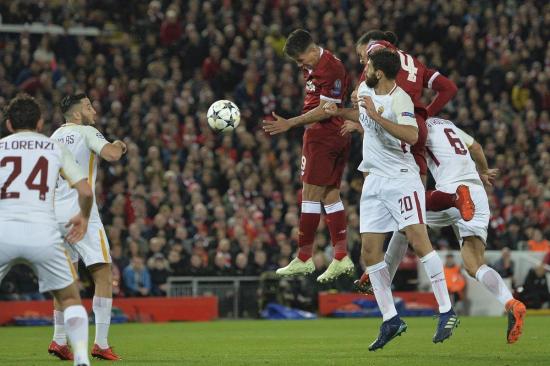 El Liverpool se acerca a la final de la Champions League tras golear al Roma (5-2)