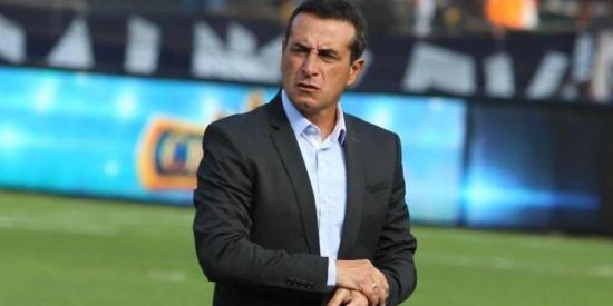 Extécnico del Delfín, Guillermo Sanguinetti empezó a dirigir al Deportivo Cuenca