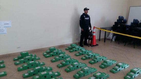 Carchi: Ocho colombianos detenidos en operativo que decomisó cocaína
